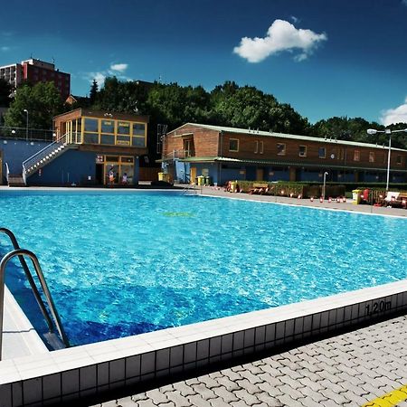 Aqua Hotel Decin Luaran gambar