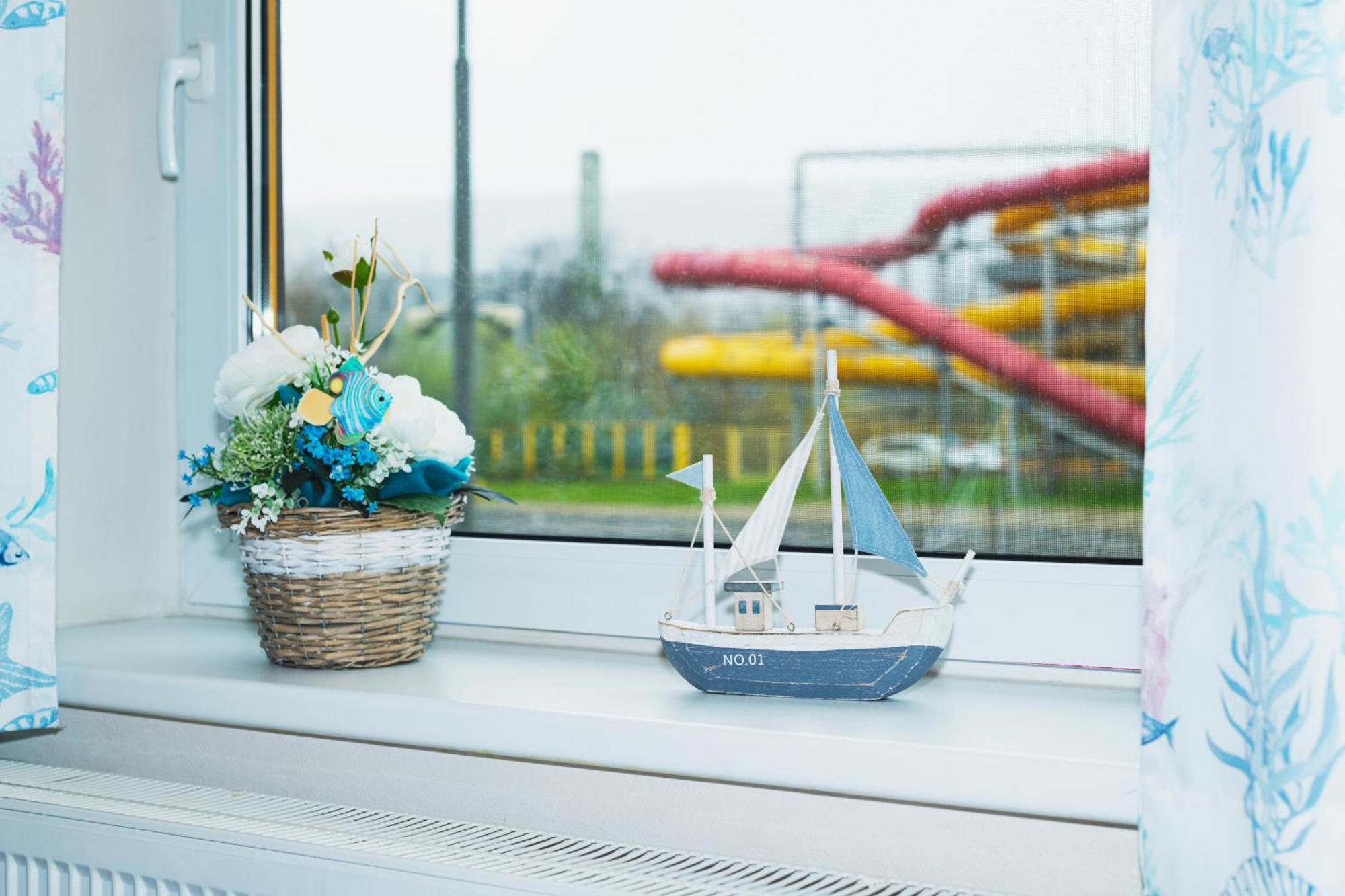 Aqua Hotel Decin Luaran gambar